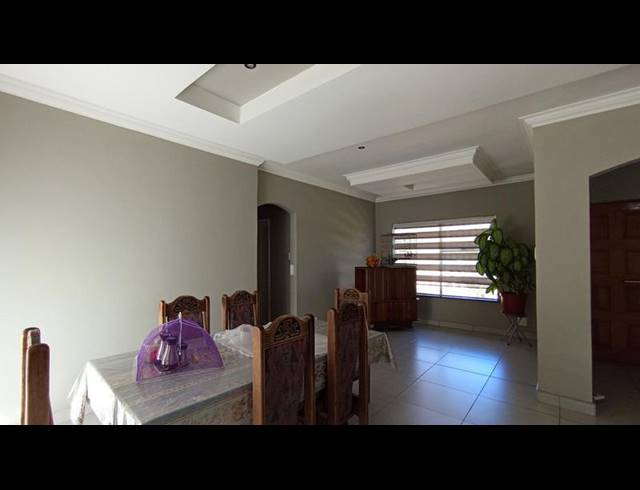 3 BEDROOM HOUSE FOR SALE IN QUELLERINA
